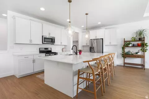Kitchen - 335 S Grant St, Mapleton, UT 84664 photo 1 of 3