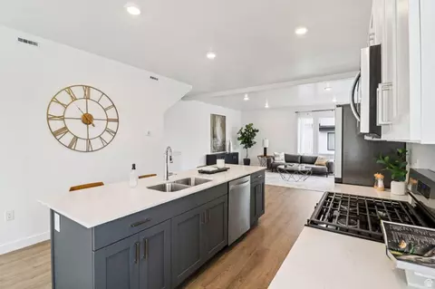 Kitchen - 1453 S 470 St E #150, Ogden, UT 84404 photo 2 of 3