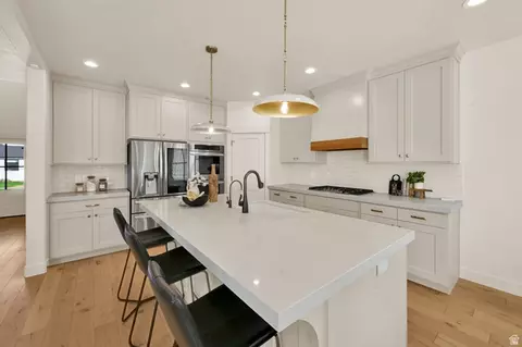 Kitchen - 28 W 2060 S, Orem, UT 84058 photo 2 of 3