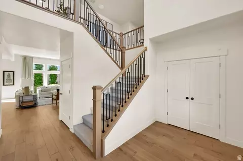 Entry Way - 28 W 2060 S, Orem, UT 84058 photo 3 of 7