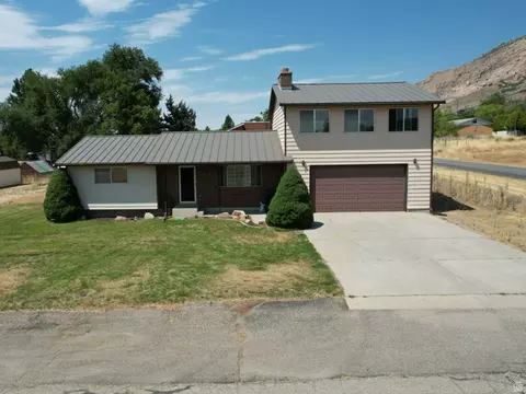 Exterior - 75 E 300 S, Willard, UT 84340 photo 2 of 7