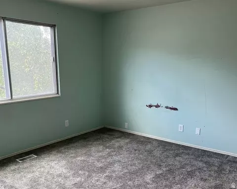 Bedroom - 500 W Ferron Creek Dr, Ferron, UT 84523 photo 2 of 9