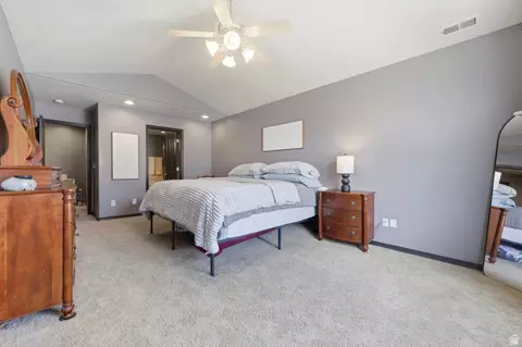 Bedroom - 1665 Pages Place Dr, Bountiful, UT 84010 photo 4 of 5