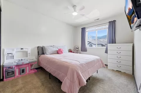 Bedroom - 1665 Pages Place Dr, Bountiful, UT 84010 photo 1 of 5