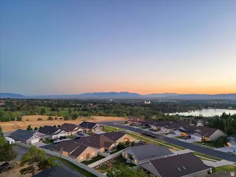 View/Area - 2195 E 1075 N, Layton, UT 84040 photo 3 of 4