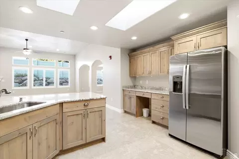 Kitchen - 2195 E 1075 N, Layton, UT 84040 photo 5 of 7