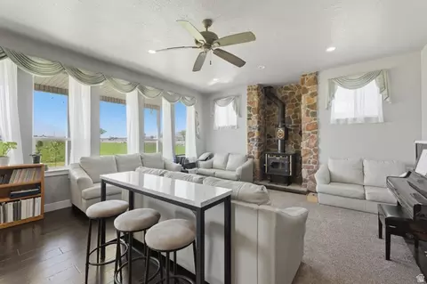 Living - 5207 W 9600 S, Payson, UT 84651 photo 1 of 2