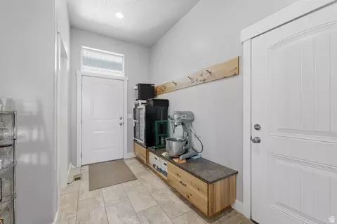 Entry Way - 5207 W 9600 S, Payson, UT 84651 photo 1 of 5