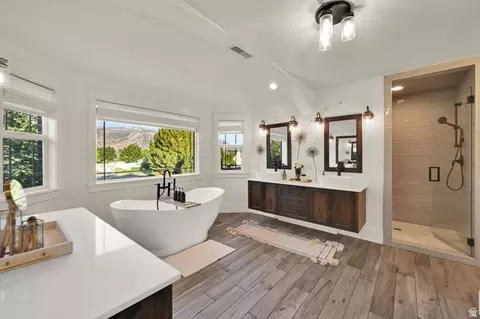 Bath - 433 S 700 W, Orem, UT 84058 photo 2 of 7