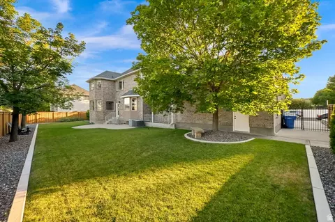 Exterior - 433 S 700 W, Orem, UT 84058 photo 4 of 7