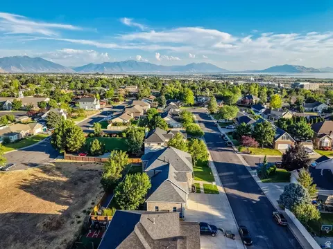 View/Area - 433 S 700 W, Orem, UT 84058 photo 3 of 9