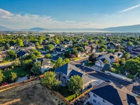 View/Area - 433 S 700 W, Orem, UT 84058 photo 5 of 9