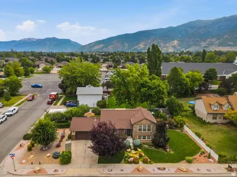 View/Area - 264 N 1500 E, Layton, UT 84040 photo 3 of 6