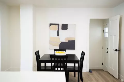Dining - 1211 E Brekenridge Dr, Murray, UT 84117 photo 2 of 2
