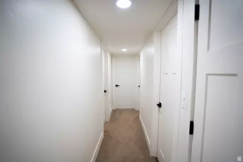 Entry Way - 1211 E Brekenridge Dr, Murray, UT 84117 photo 3 of 3