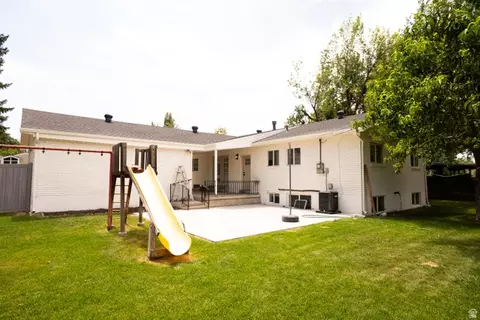 Exterior - 1211 E Brekenridge Dr, Murray, UT 84117 photo 7 of 11