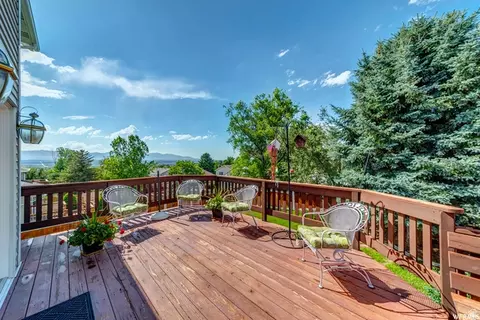 Exterior - 1273 E Grayson Ct S, Sandy, UT 84094 photo 7 of 7