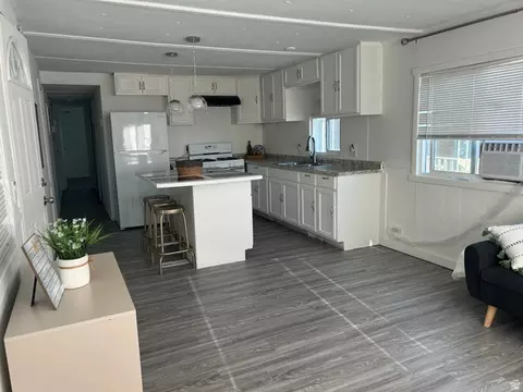 597 N State St #25, Orem, UT 84057 photo 4