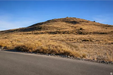 6648 N Unity Way #306, Eagle Mountain, UT 84005 photo 2