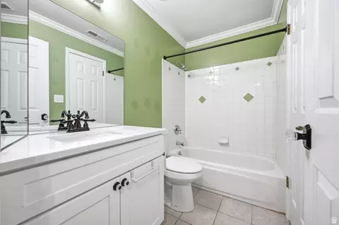 Bath - 600 E Marshwood Ln #B, Murray, UT 84107 photo 2 of 2