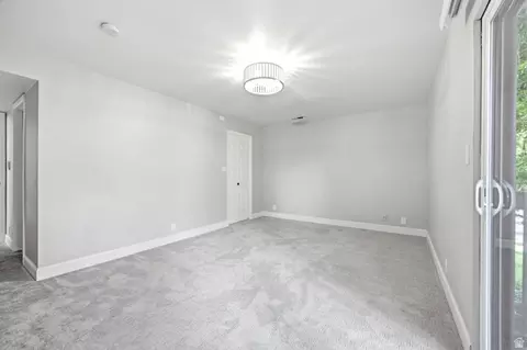 Bedroom - 600 E Marshwood Ln #B, Murray, UT 84107 photo 1 of 3