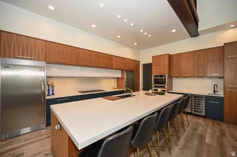 Kitchen - 3381 E 9980 S, Sandy, UT 84092 photo 2 of 13