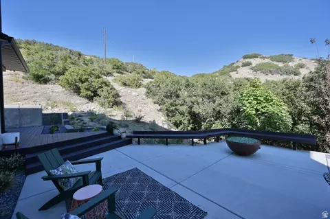 Exterior - 3381 E 9980 S, Sandy, UT 84092 photo 9 of 10