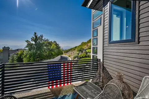 Exterior - 3381 E 9980 S, Sandy, UT 84092 photo 10 of 10
