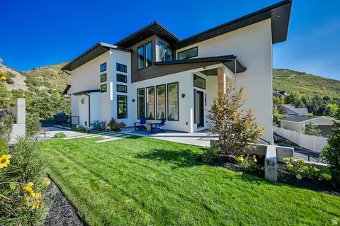 Exterior - 3381 E 9980 S, Sandy, UT 84092 photo 2 of 14