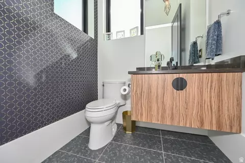 Bath - 3381 E 9980 S, Sandy, UT 84092 photo 1 of 12