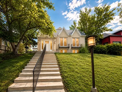 548 N Coumbus St W, Salt Lake City, UT 84103