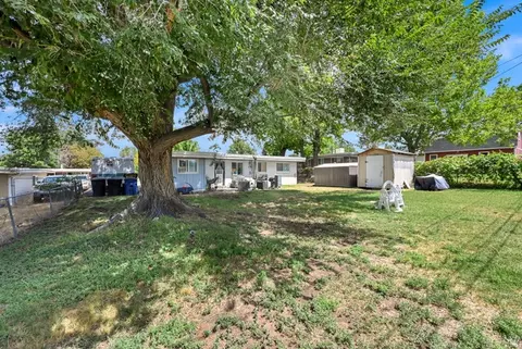 Exterior - 217 W 1425 N, Sunset, UT 84015 photo 5 of 5