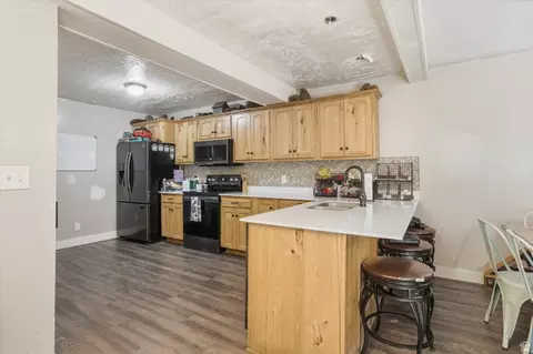 Kitchen - 524 N 100 E, Tremonton, UT 84337 photo 2 of 3