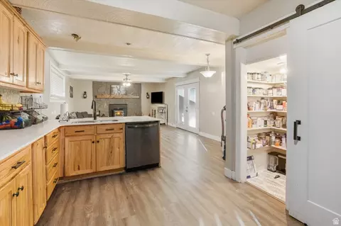 Kitchen - 524 N 100 E, Tremonton, UT 84337 photo 3 of 3