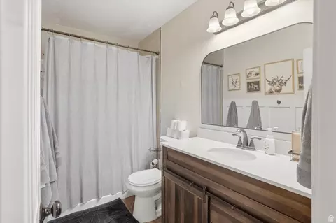 Bath - 524 N 100 E, Tremonton, UT 84337 photo 1 of 2