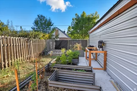 Exterior - 524 N 100 E, Tremonton, UT 84337 photo 10 of 13