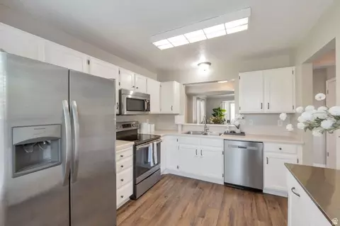 Kitchen - 375 N 580 W, American Fork, UT 84003 photo 2 of 2