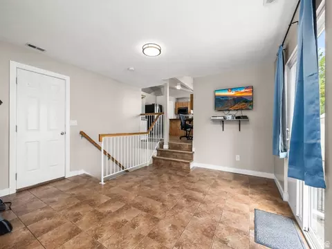 Entry Way - 392 W Bricker Rd, Draper, UT 84020 photo 2 of 3