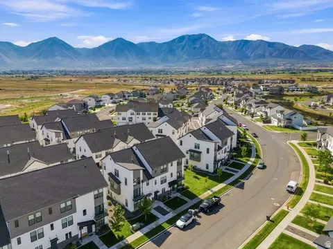 View/Area - 1634 N 1300 E, Payson, UT 84651 photo 8 of 9