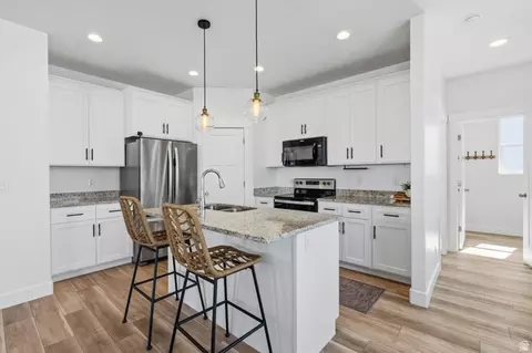 Kitchen - 1634 N 1300 E, Payson, UT 84651 photo 3 of 4