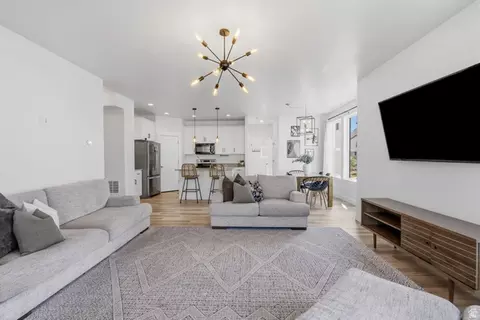 Living - 1634 N 1300 E, Payson, UT 84651 photo 2 of 5