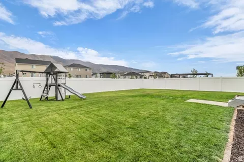 Exterior - 3350 N Flicker Dr, Eagle Mountain, UT 84005 photo 7 of 7