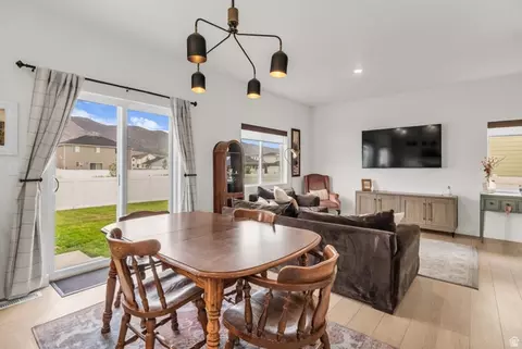 Dining - 3350 N Flicker Dr, Eagle Mountain, UT 84005 photo 2 of 3