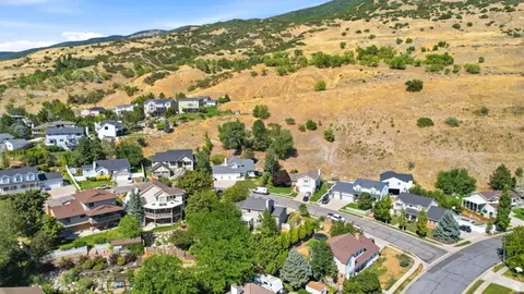 View/Area - 2011 N 225 E, Centerville, UT 84014 photo 4 of 6