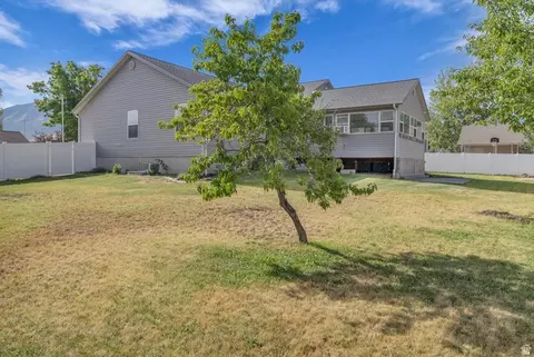 Exterior - 1077 N 690 E, Tooele, UT 84074 photo 6 of 8