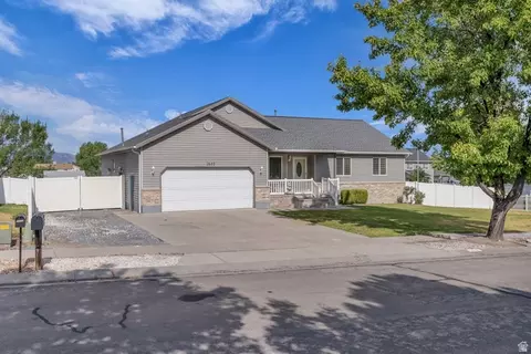 Exterior - 1077 N 690 E, Tooele, UT 84074 photo 2 of 8
