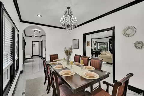 Dining - 4433 S Devonshire Dr E, Bountiful, UT 84010 photo 2 of 5