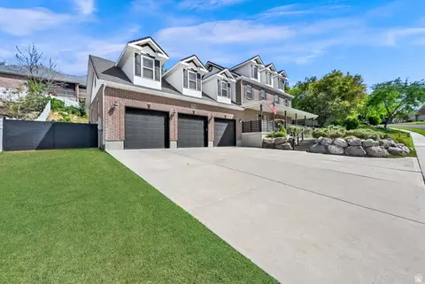 Exterior - 4433 S Devonshire Dr E, Bountiful, UT 84010 photo 4 of 11