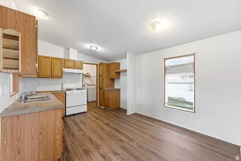 1716 N 150 E, Tooele, UT 84074 photo 5