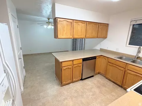 Kitchen - 10753 S 895 E, Sandy, UT 84094 photo 4 of 4
